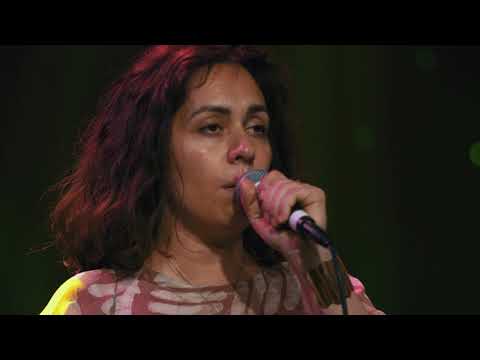 Broken Social Scene - 7/4 (Shoreline) (Live on KEXP)