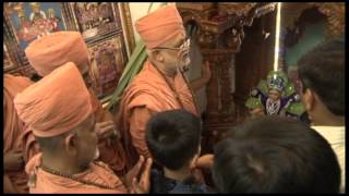 preview picture of video 'Dashabdi Mahotsav Gurukul Vashi'