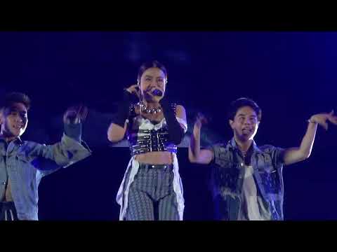 230302 Bo xì bo - Hoàng Thuỳ Linh @ Lazada Birthday Show