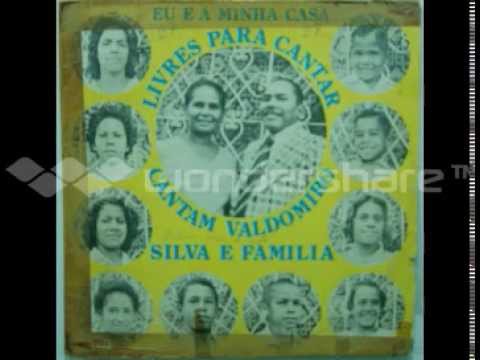 LP -   Eu  e a Minha Casa Livres Para Cantar     cantam   Valdomiro Silva e Família