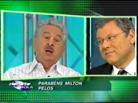 Fiori Gigliotti pays a beautiful tribute to the journalist Milton Neves.