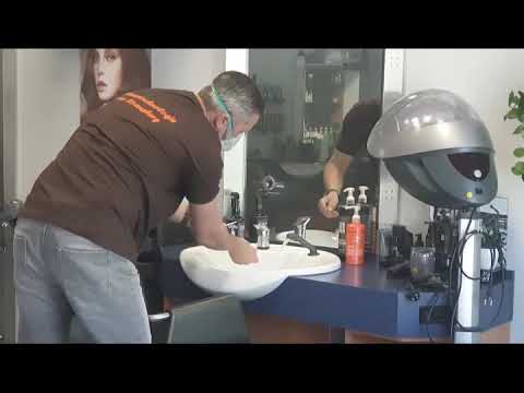 Nebeldesinfektion von Oberflächen mit Kaltnebelgerät in einem Friseursalon durch LKK Klimatechnik