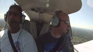 preview picture of video 'Flight Lessons on board Diamond DA-40'