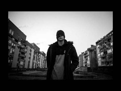 Vazz - Ogledalo Družbe