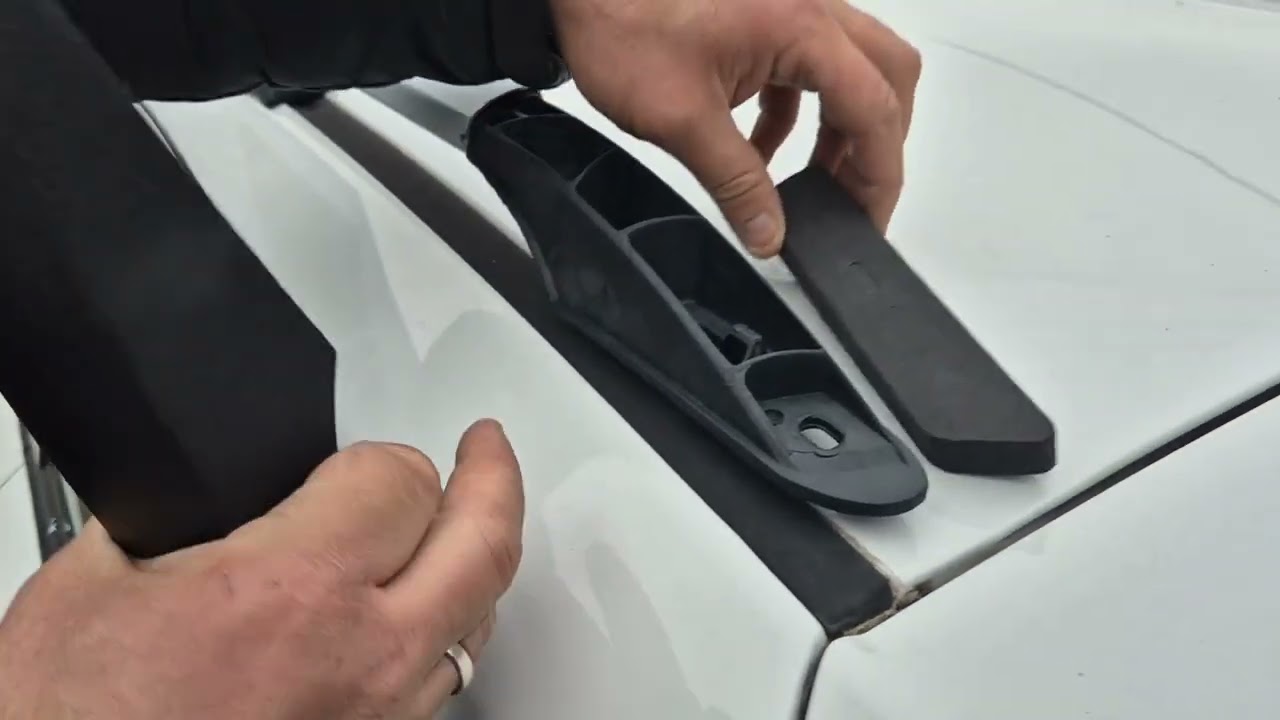 Алюминиевые рейлинги на крышу (HB, хром) Video 1