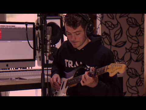 Dave Thomas Junior // One Song Per Week #41 - 20/20 (Live)