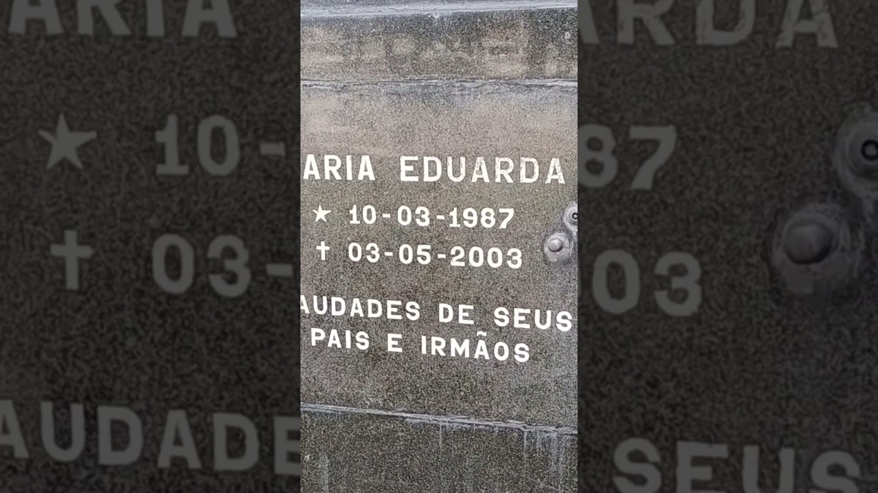 Túmulo de Maria Eduarda do caso Serrambi. #recife #casocriminal #turismo #túmulos #trip #cemiterios