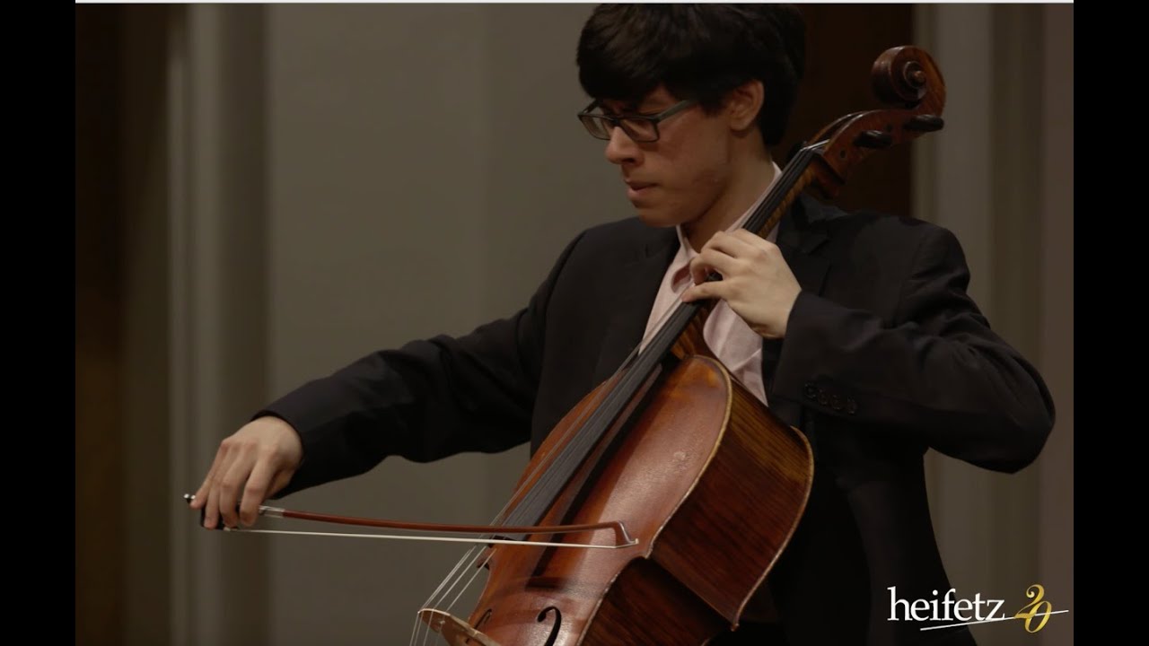 Penderecki - Divertimento for Solo Cello