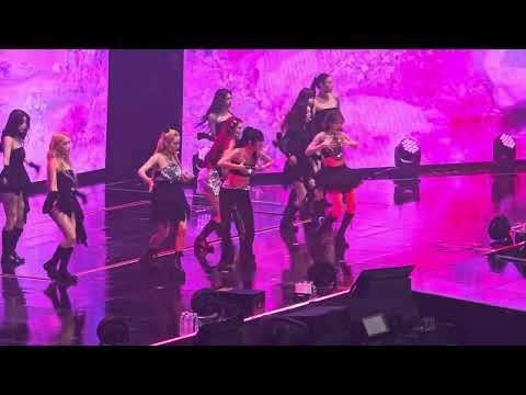 240803 Red Velvet Fancon in SEOUL - Seulgi Intro + Bad Boy | 4K Fancam