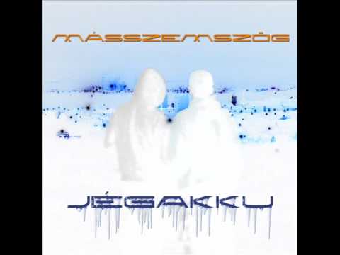 MásszemszöG-Poéta km. Dé , Eckü