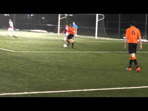 13 feb 2012 FC Utrecht D1 - VV De Meern C2 vr 5-4 Doelpunt Kasper, assist Calvin 4-4