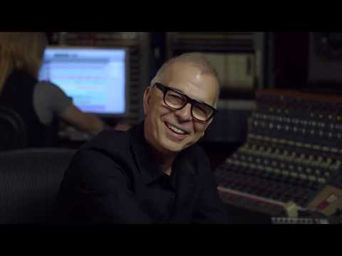 Breaking down David Bowie's 'Heroes' – Tony Visconti & Erin Tonkon