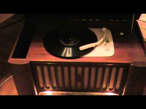 Trixie Smith - You Missed A Good 'Woman When You Picked all over me