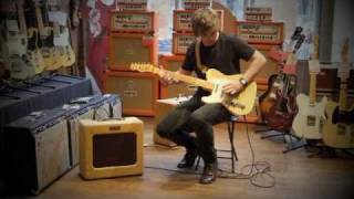 Video thumbnail for Trevor Boone Demos an Original Fender TV Front Tweed Deluxe at Emerald City Guitars by Emerald City Guitars
