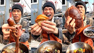 Fishermen eating seafood dinners are too delicious 666 help you stir-fry seafood to broadcast 131