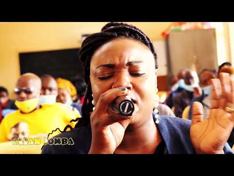 NADINE KIBUNGA SINGING NIELEWESHE AT PROPHET ALLAN'S MINISTRY