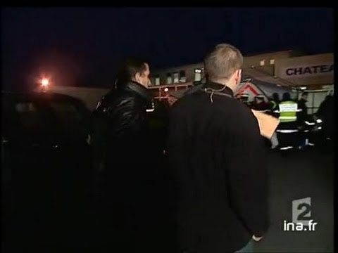 8 p.m. news: [broadcast of December 10, 2004]