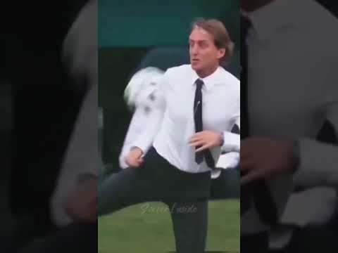 Roberto Mancini skill level👏🏼 #shorts