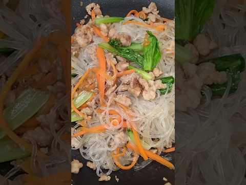CÁCH LÀM MÓN MIẾN XÀO RAU CỦ ĐƠN GIẢN TẠI NHÀ #anngonmoingay #food #nauan #andem #vlogs #mienxao