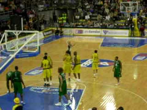 Inizio gara scafati basket - montepaschi siena
