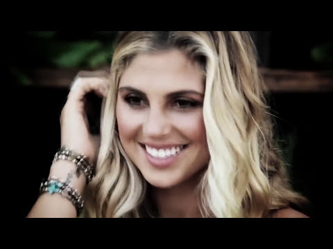 THE GIRLS OF SURFING IX