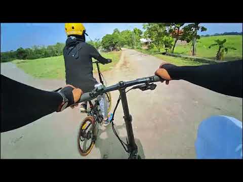 sepedaan ke Rumah Faza - Ang IIB di  cantigi