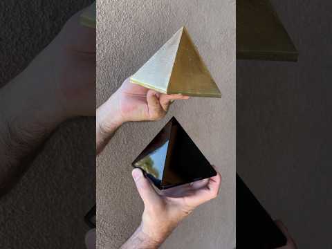 Making a pyramid of Nordic Gold  #gold #artist