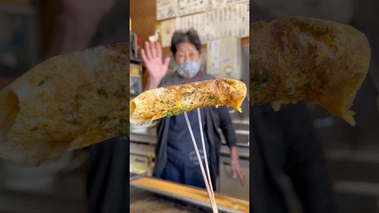 昭和香る昔懐かしい駄菓子屋さんで、傑作おやつ。うまい棒をアレンジした、B級グルメを名古屋で見つけた。#名古屋グルメ #駄菓子 #japanesefood