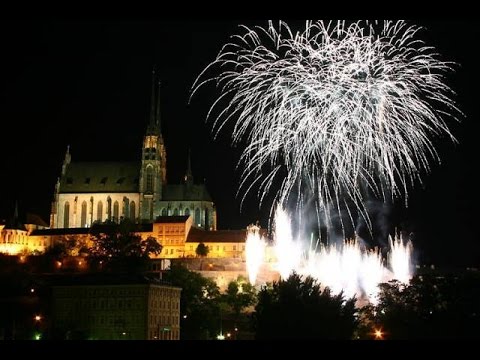 ŽIVĚ: Ignis Brunensis 2015 -  Cesta kouzelných barevných světel (Hamex Pirotehnika, SI)