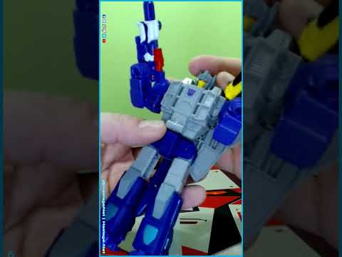 Transformers: Legacy Evolution Deluxe Needlenose w/ Sunbeam & Zigzag #Shorts | HNE Toys