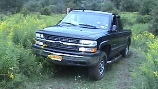 preview picture of video '2000 Chevy Silverado 1500 V8 4.8L Straight Piped'