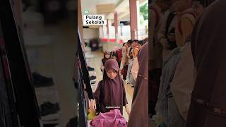 Download lagu Pulang Sekolah #shorts mp3