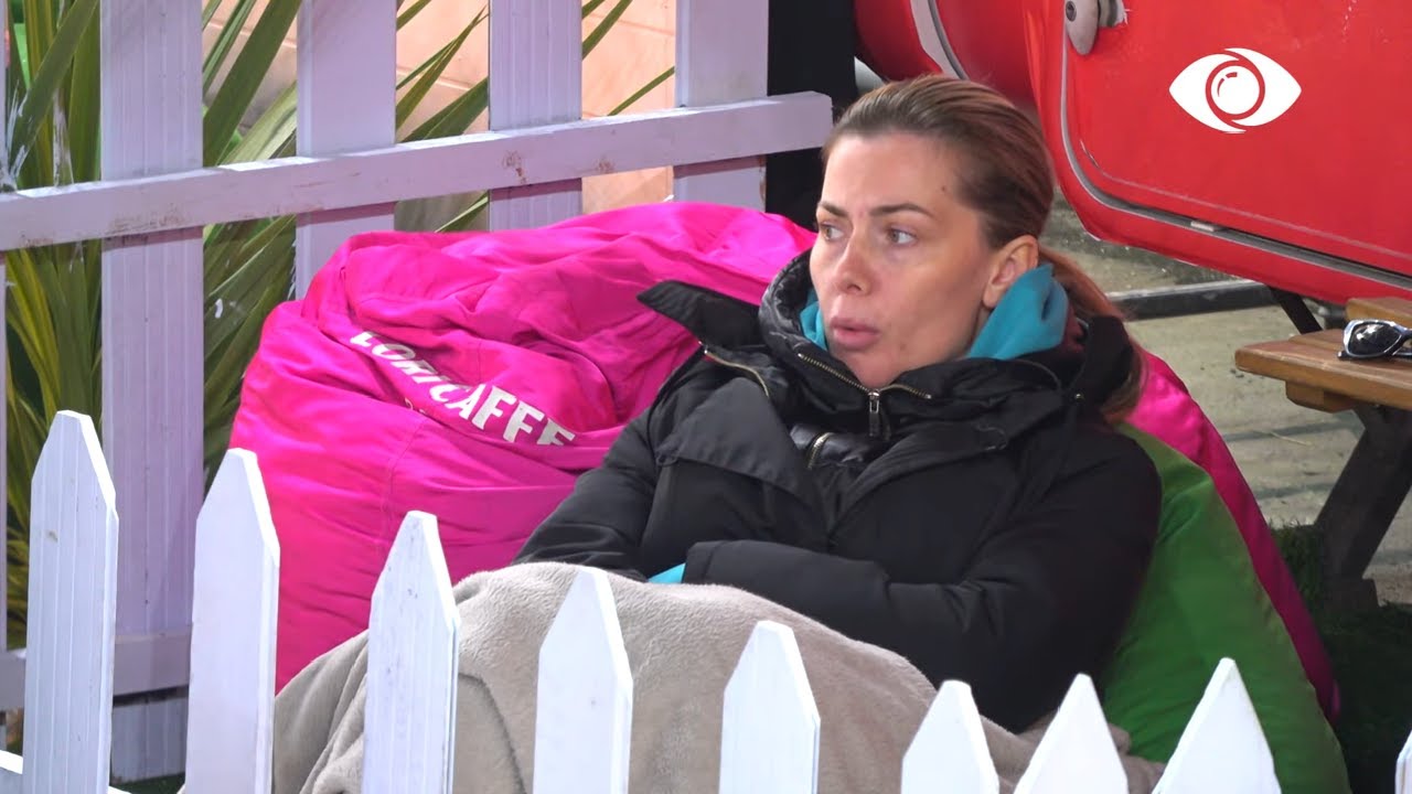 Më ke shumë të afërt të jesh e bindur, Olta mbështet Kiarën...