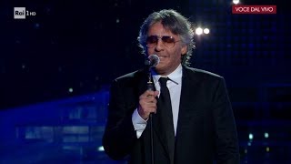 Dario Bandiera è Andrea Bocelli: &quot;Un amore così grande&quot; - Tale e Quale Show 03/11/2017