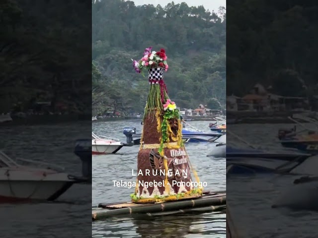 Larungan Telaga Ngebel Ponorogo