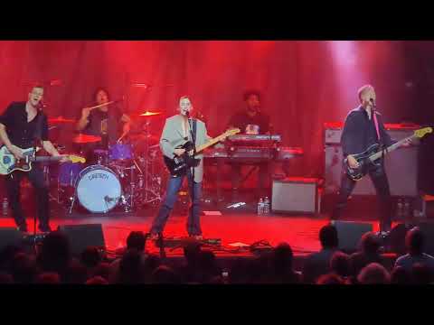 Wolf Alice celebrating 10th anniversary LIVE @ St Andrews "Moaning Lisa Smile" #NorthAmericaFallTour