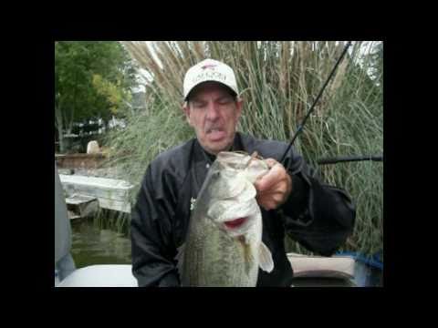 Jig Fishing Tips and Tackle by The Bass College.avi
