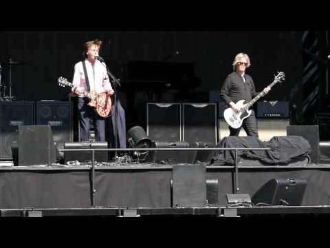 Paul McCartney - Honey Don't / Blue Suede Shoes (SOUNDCHECK in München, 10.06.2016)