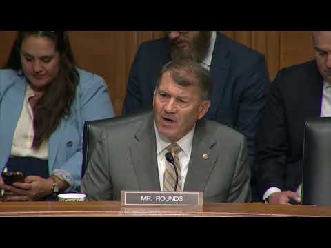 Rounds Speaks with Witnesses at a Senate Banking Hearing
