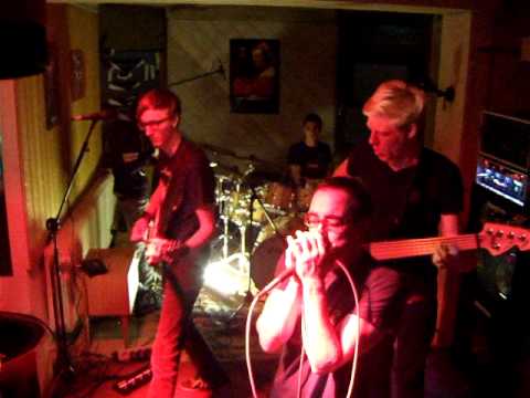 Aliens Ate My Mum live @ Planent 69