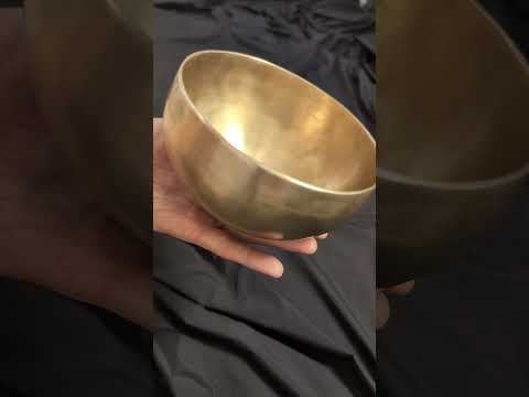 [A282] New Jambati singing bowl, ⌀15.8cm / 790g, 🔽 Біля До Дієз, 272 Гц (C#4 -35c), 🔼 Біля Соль, 778 Гц (G5 -15c) — VAYU sounds