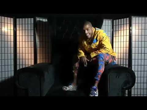 Mc Kevin-Hoje eu estou Tipo pablo escobar (clipe)