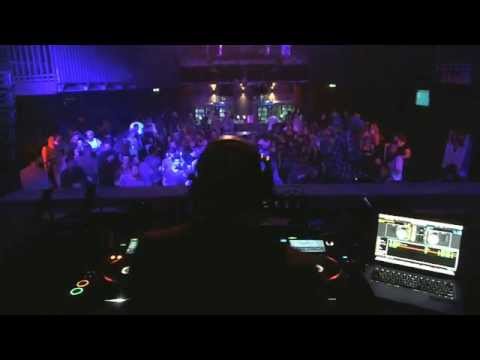 Plastician @ Buiten Gewoon presents The Story Of Ajabu II, Energiehuis, Dordrecht (23-11-2013)