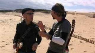 macaco y fito-puerto presente