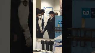 昨日浦安で老害ジジイが叫んだり自分の荷物を蹴ったりしてたよ