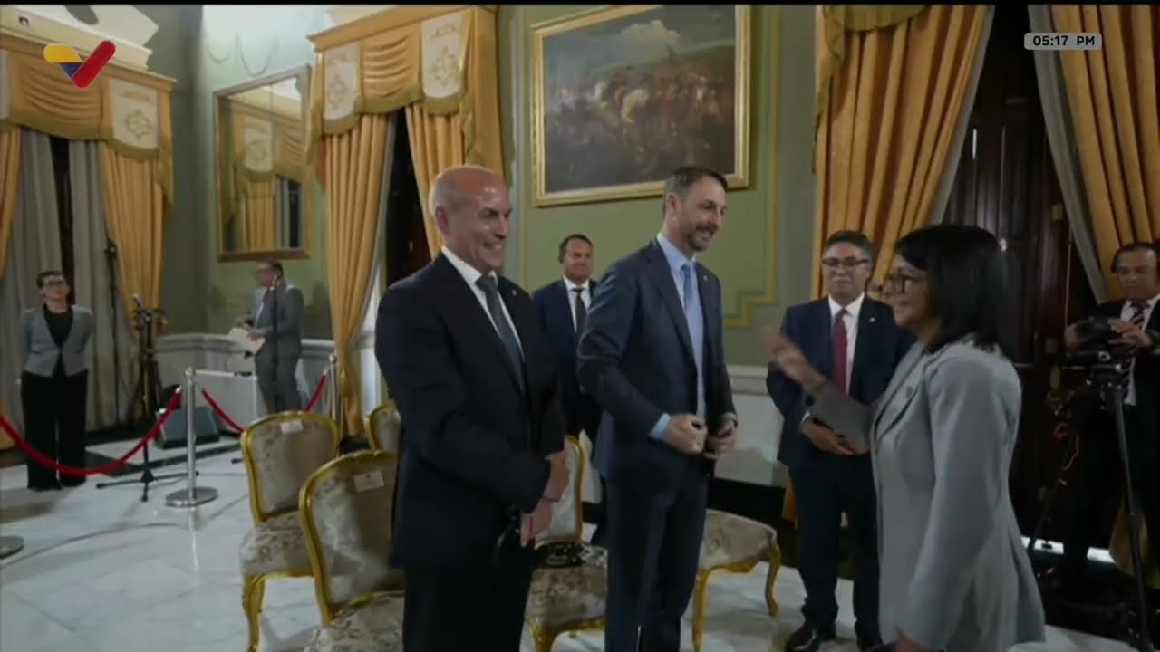 Delcy Rodríguez firma licencia con Shell para explotación de campo Loran, 11 junio 2026