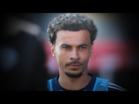 순식간에 몰락한 의문의 축구선수