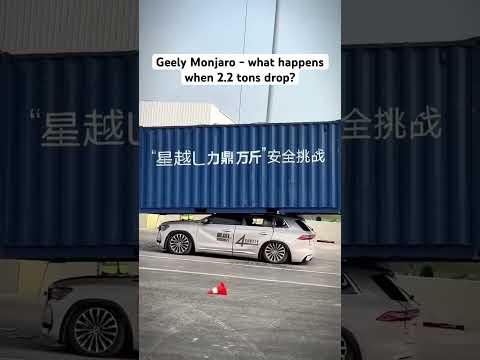 a container was dropped on a Geely Monjaro to test body strength🤯 #Geely #AutoTest