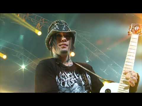 Video thumbnail for Welcome to the Jungle (Live, 2012)