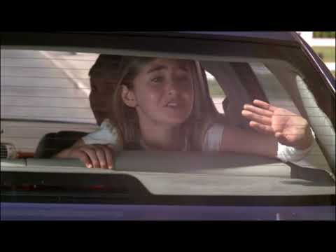 Kayla Moves Out Of The Scavo House - Desperate Housewives 4x16 Scene